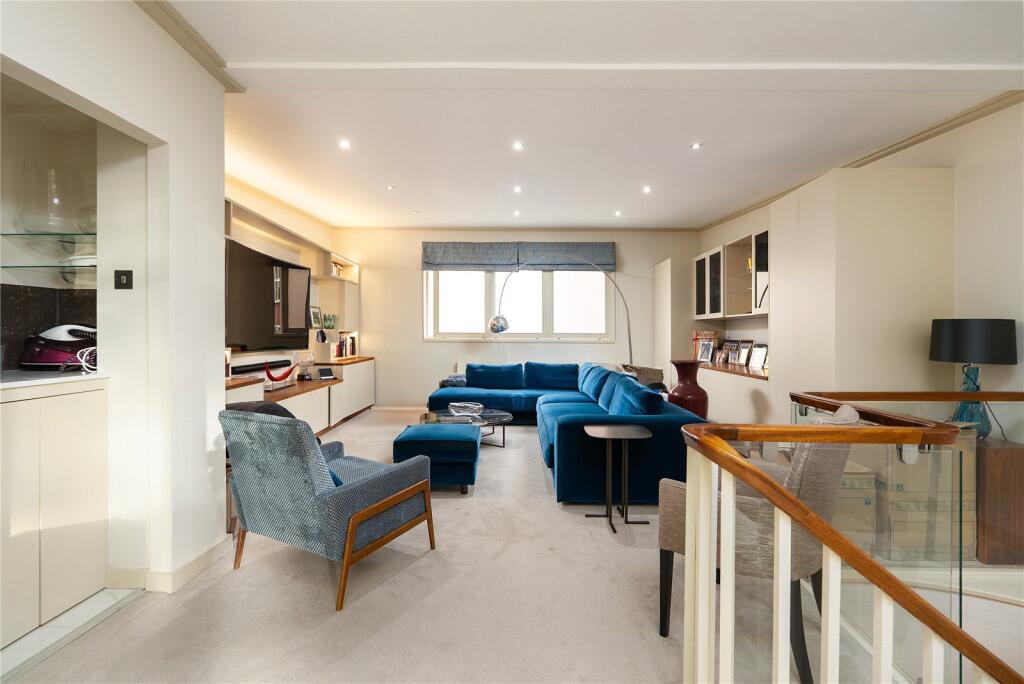 4 bedroom terraced house for sale in Norfolk Crescent, Hyde Park, London, W2